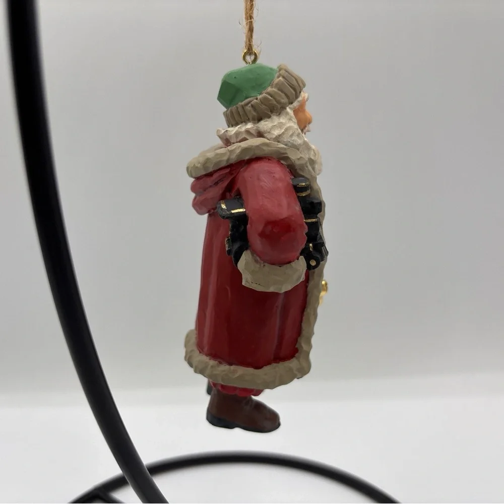 Hallmark keepsake ornament